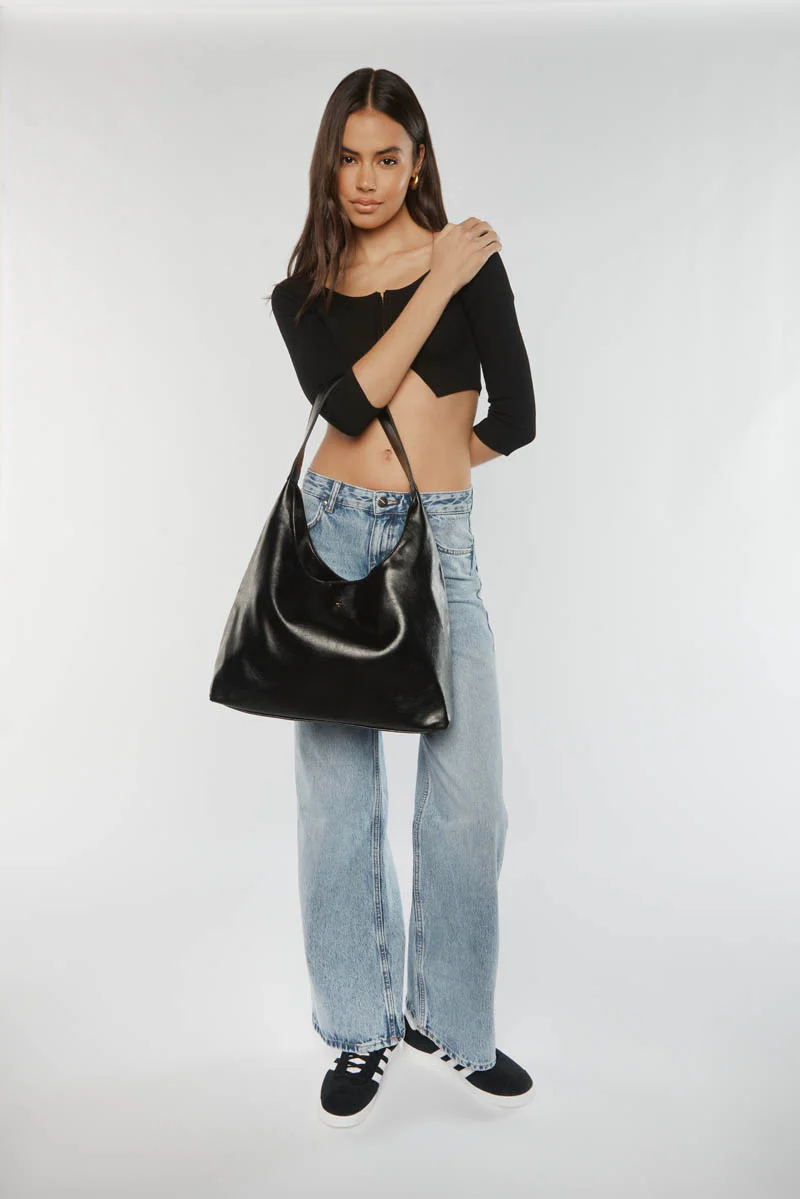 Jami - Black Crinkle - Image 5