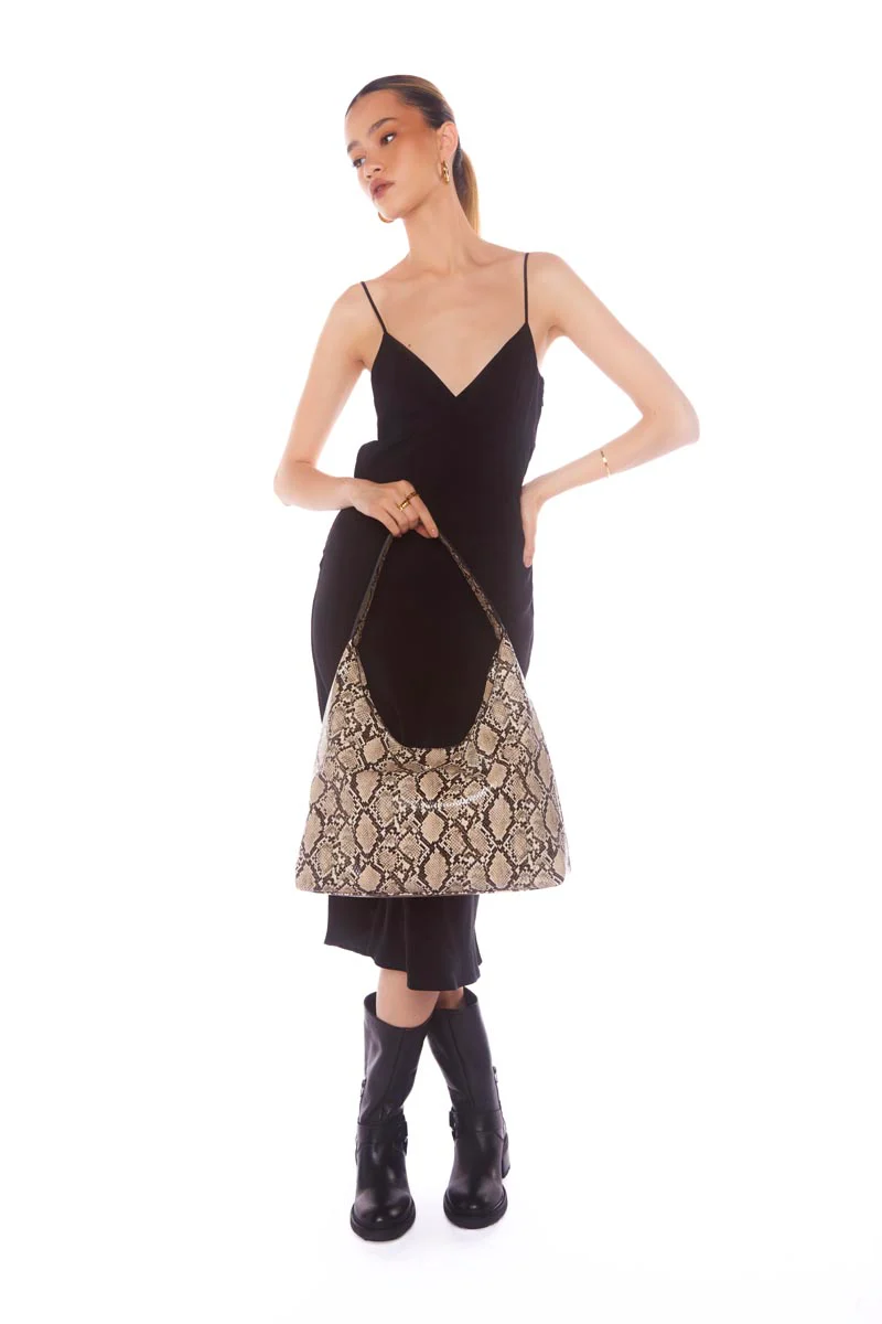 Jami - Snake - Image 5