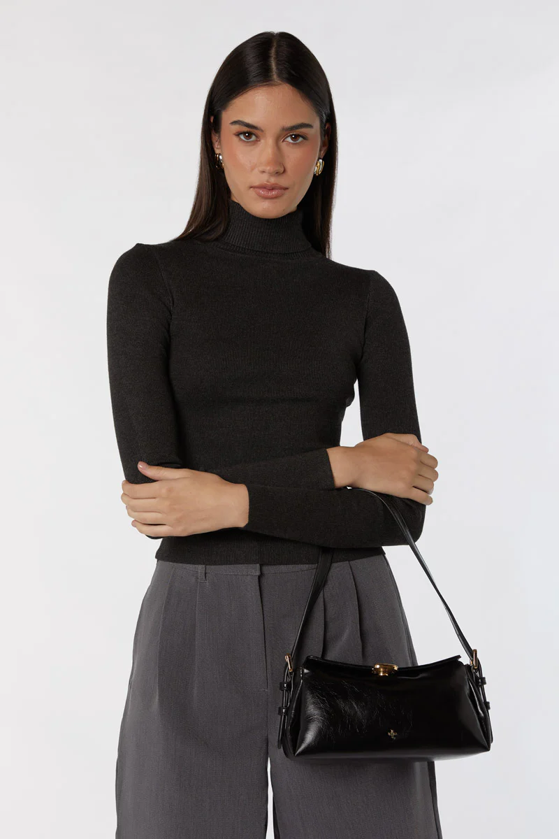 Rachel - Black Crinkle - Image 2